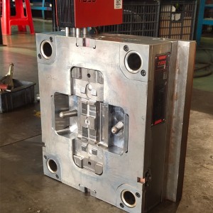 Fabricantes de moldes de inyección profesionales personalizados moldes de inyección de piezas de plástico industrial china para la venta