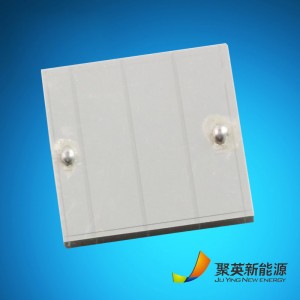 Paneles solares de silicio amorfo para uso al aire libre