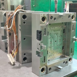 Moldeo por inyección de piezas médicas industriales de plástico a medida