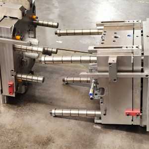 Molde plástico del aspirador del coche de los fabricantes de China de los productos más vendidos de alto brillo