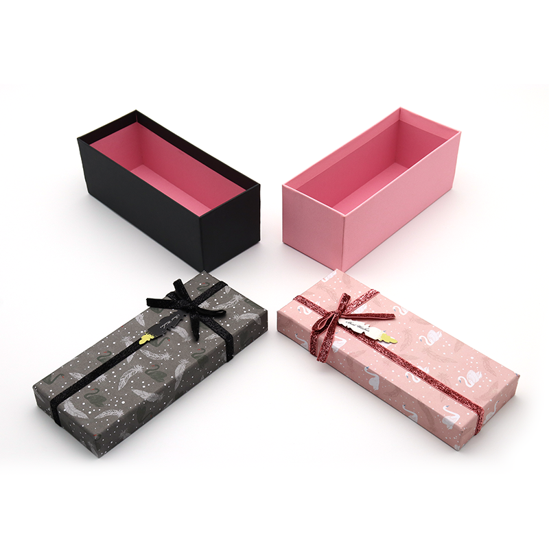 Caja de hombro rígido rosado de papel rosa personalizado con la caja de regalo y bolsas de regalo de la dama de honor de la cinta de Bowknot