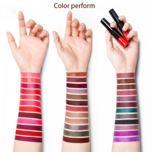 Lápiz labial líquido de larga duración
