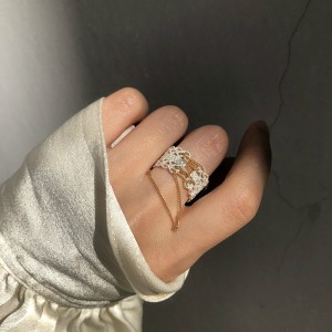Anillo de apertura de encaje vintage ahuecado