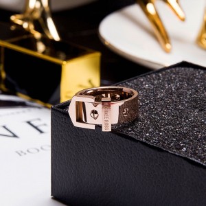 Anillos de metal de viento fresco