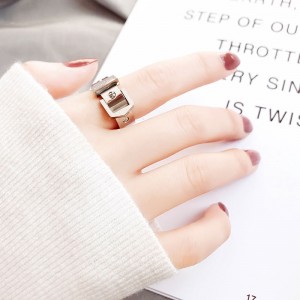 Anillos de metal de viento fresco