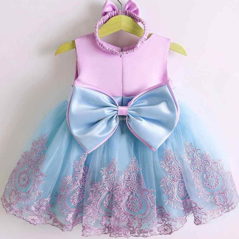 Vestidos de fiesta deniñas pequeñas Baby Pretty Gowns infantiles Princesa Primera comuniónn Vestidos de fiesta de la tarde