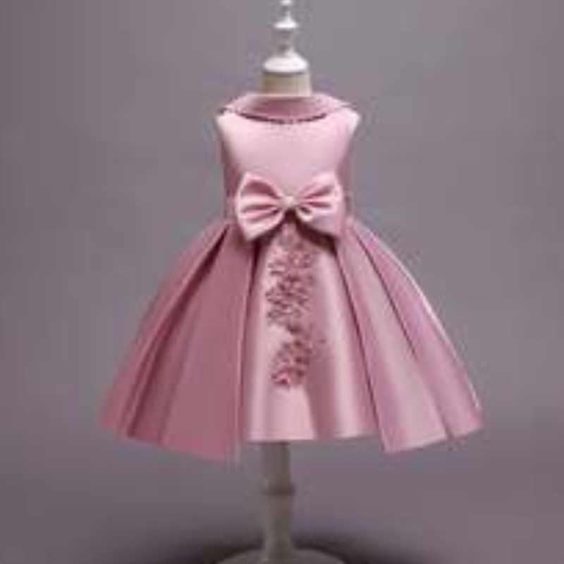 Baige Flower Girl Vestido denoche Catwalk Cabeza de cumpleaños Princess Dress Western Style Niña Piano Vestido 68040