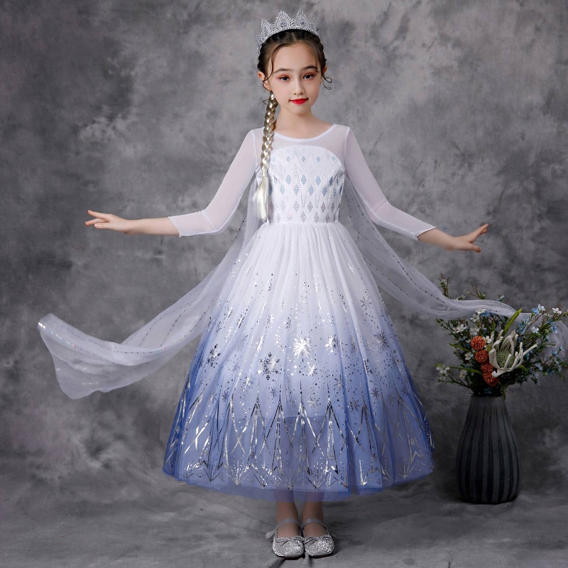 Niños vestidos de princesa fantasía