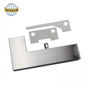 Pinza de puerta dorma