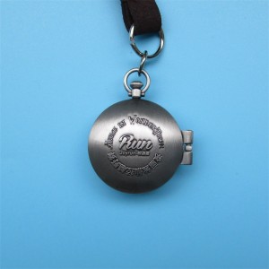 Medallas de metal de chapa personalizada en blanco Ciclismo de bronce de oro en blanco Medalla deportiva Marathon Metal