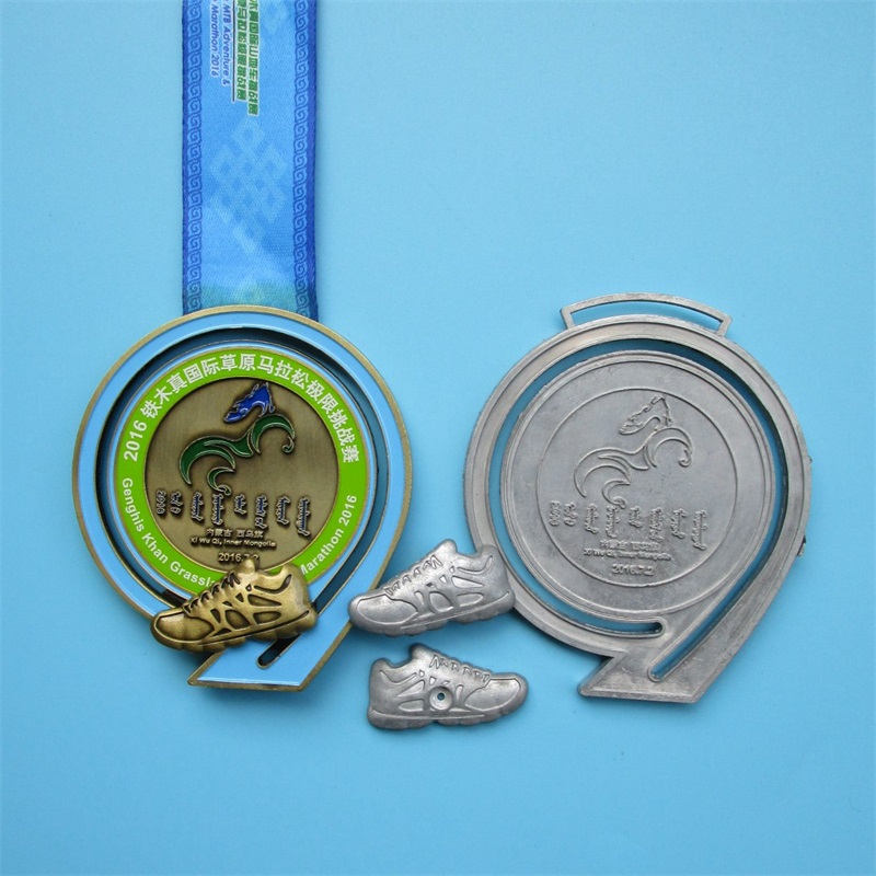 Medallas de actividad 3D de la insignia de metal y la medalla de honor de premios con cinta