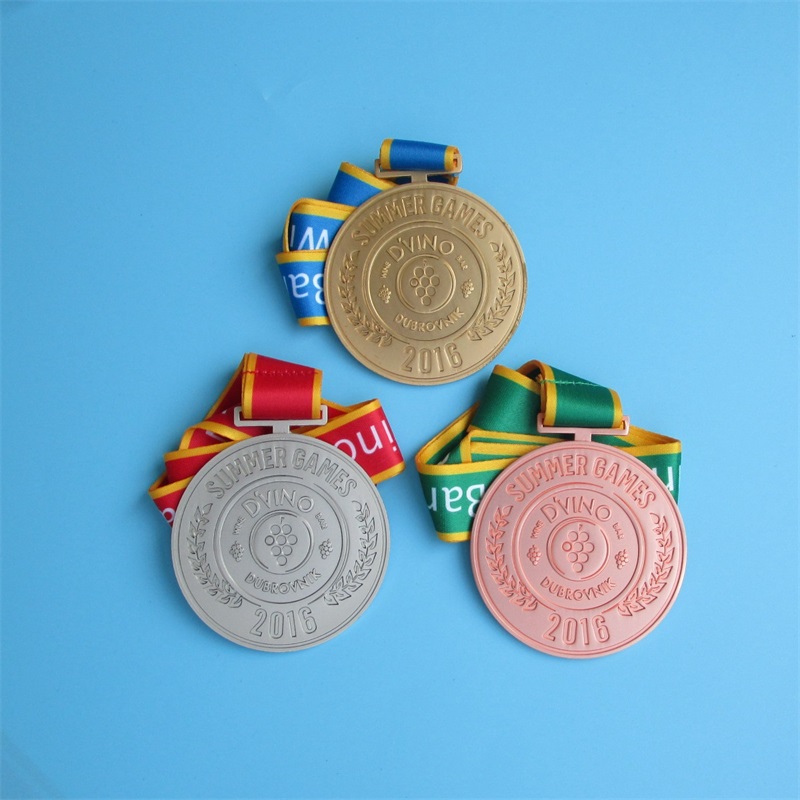 Medallas de premio de logotipo personalizado con cinta de oro plateado en ciclismo de bronce de plata con medallas de metal de metal marathon de metal