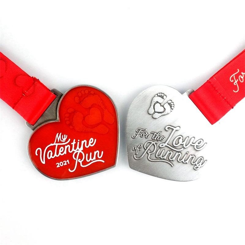 Marathon Running Medals Holiday Running Medals Gift for Valentine \\ 's Day Love