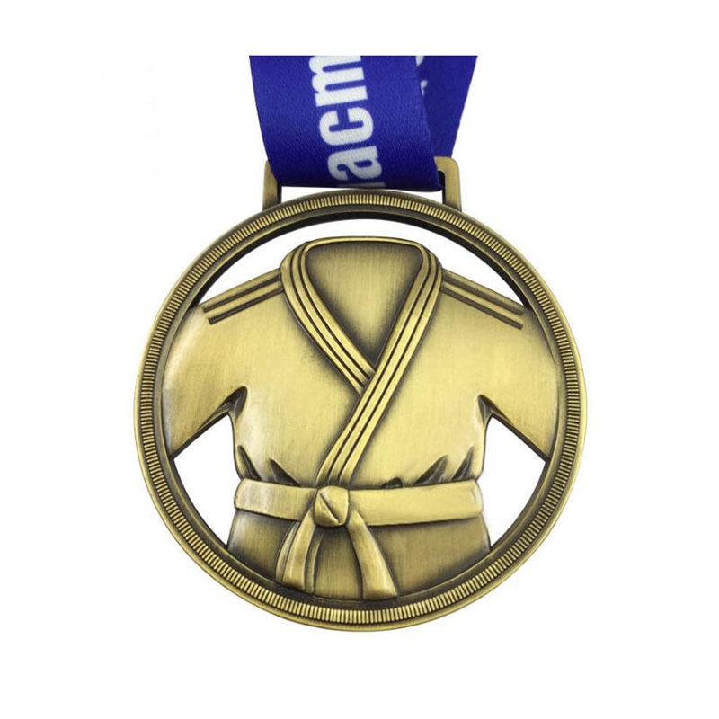 Diseño de medalla de carrera para la medalla de placa colgante de medallón de oro kungfu chino