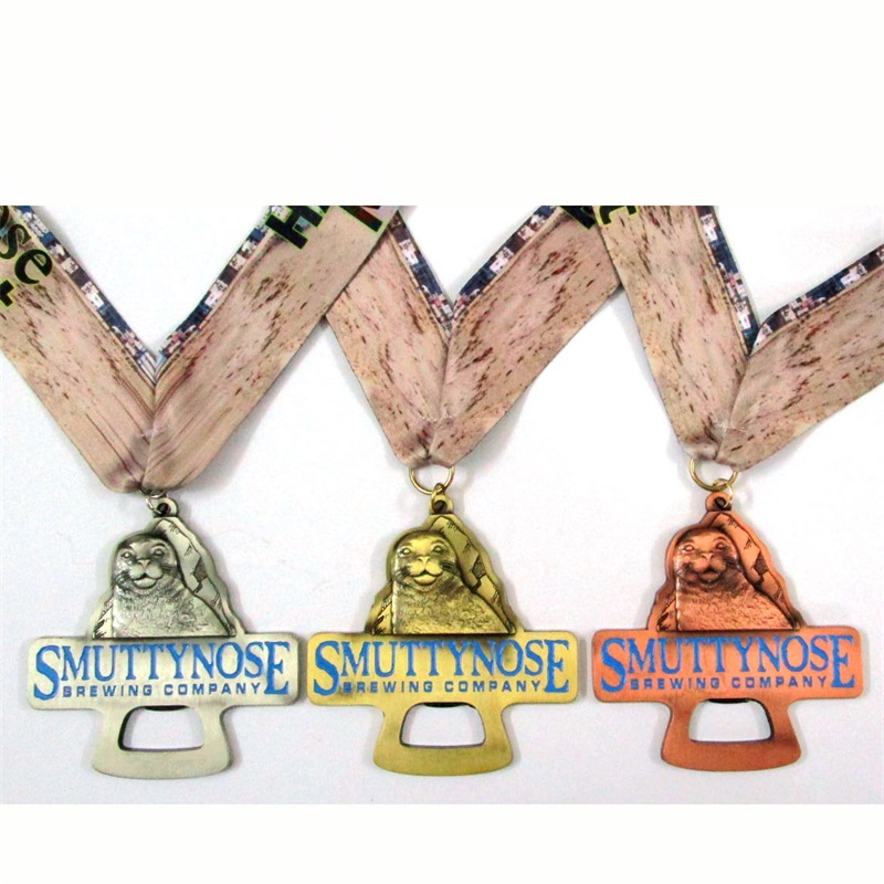 Medallas de premio de diseño de mordaza y tazas Medallas personalizadas Medallas de animales de esmalte