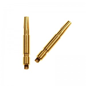 Enchufe y enchufes eléctricos --- finalización de soldadura