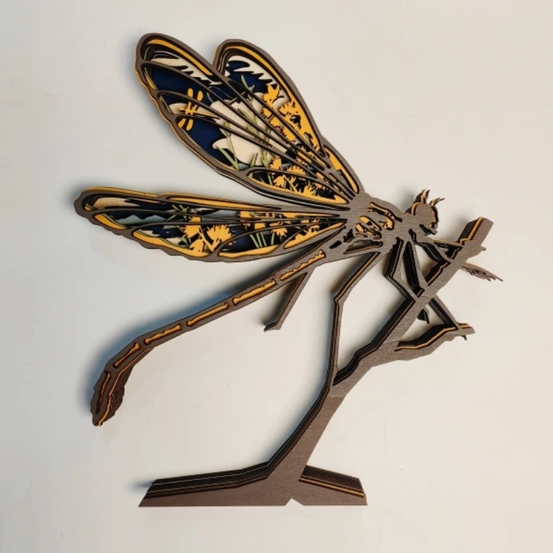 Decoración de libélula de madera de animal 3d
