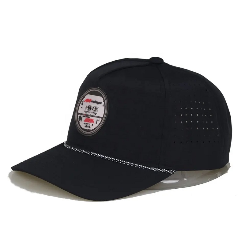 Hombro perforado con láser con láser personalizado Hombo perforado 5 panel de goma LOGO PVC Capilla de béisbol