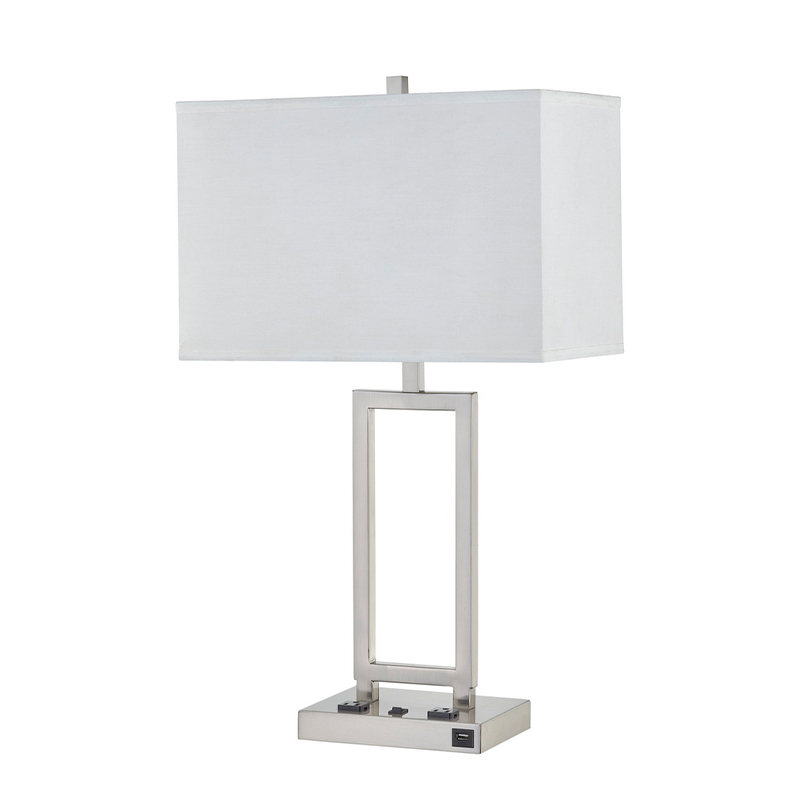Lámpara de escritorio de Gatsby con acabado deníquel cepillado, dos puntos de venta, un interruptor de balancín en/off y un puerto USB