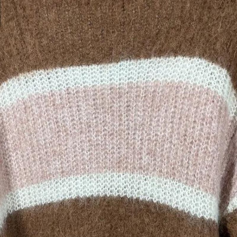 Suéter de jarro de hojas de rayas de rayas de mohair.