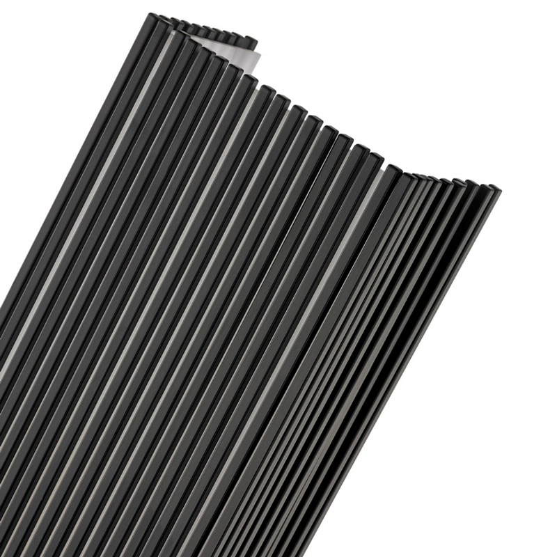 Hampton Inn Hotel Metal Mall Donce con acabadonegro mate y difusor acrílico en el interior en los típicos corredores de piso del hotel