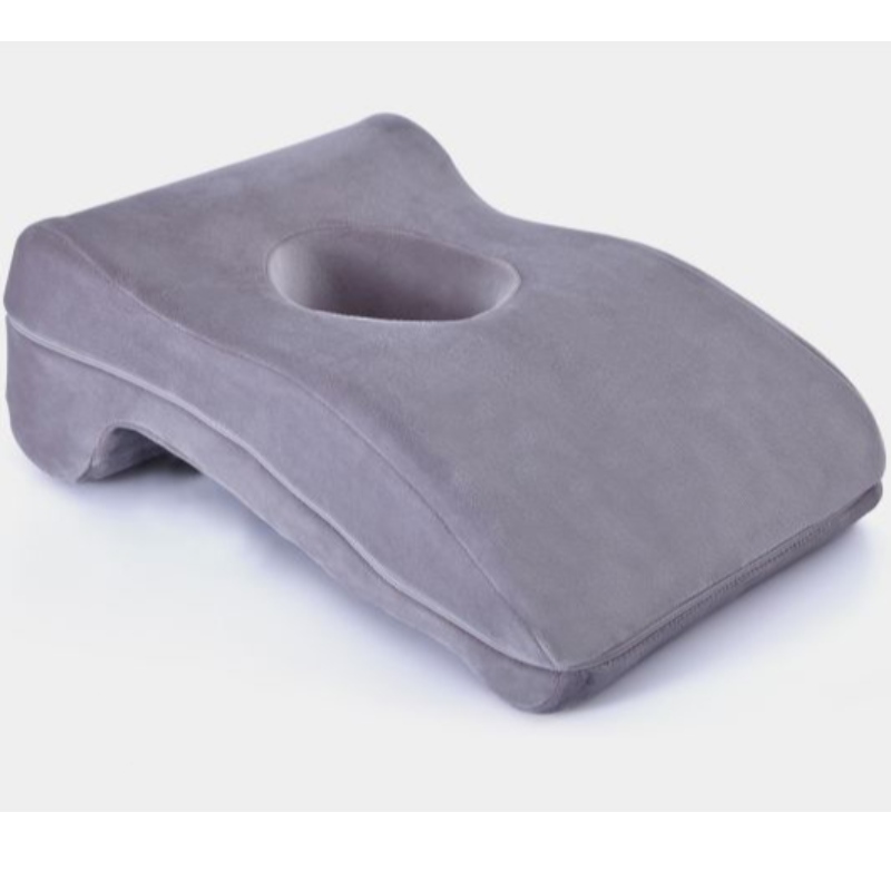 Almohada de siesta con agujero