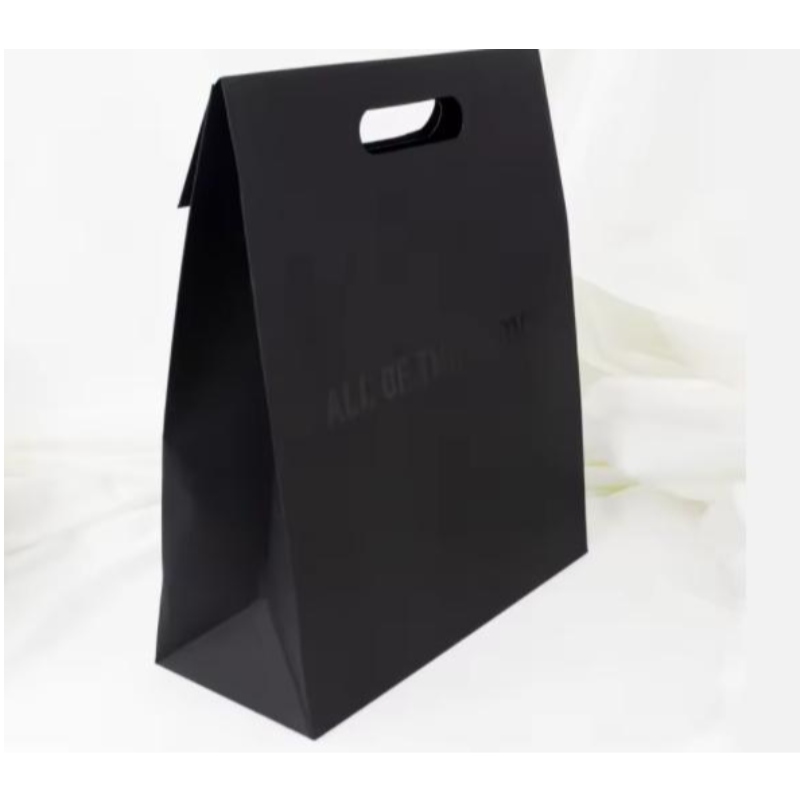 Mango de lujo Mangonegro de ropa Negra bolsas de papel de papel joyas cosméticas cosméticas logotipo de diseño bolsas de regalo de papel