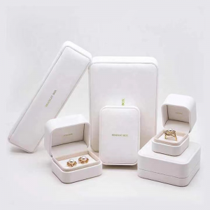 Pendientes de pulsera de lujo de cuero personalizado Pendientes de anillo Box Joya