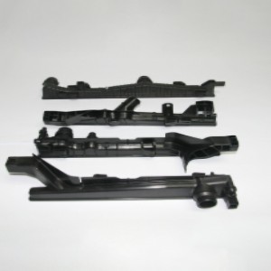 Tanque de radiador de plástico