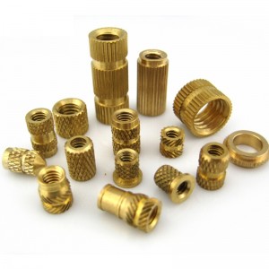 Tuerca de insertos roscados ciegos moleteados de latón