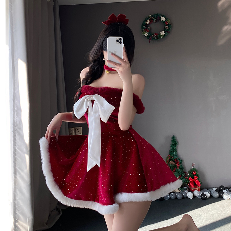 Nuevos trajesnavideños. Navidad - ropa temática para la cruz - Comercio exterior fronterizo al por mayor. Llamantes túnicas de batallanavideña. Sexy Dresses Red para el precionuevo 366:$199.99