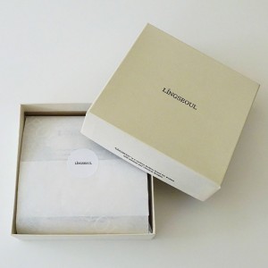 Caja de regalo de elegancia clásica