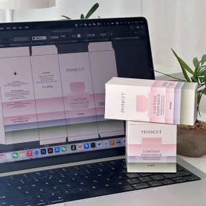 Caja de perfume de elegancia pastel