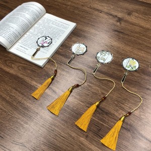 Admirador-marcador con forma