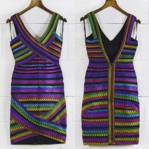 Verano V-Cuella de rayas coloridas Stripes de goma Caladero Plazo ajustado Vestidos de cadera