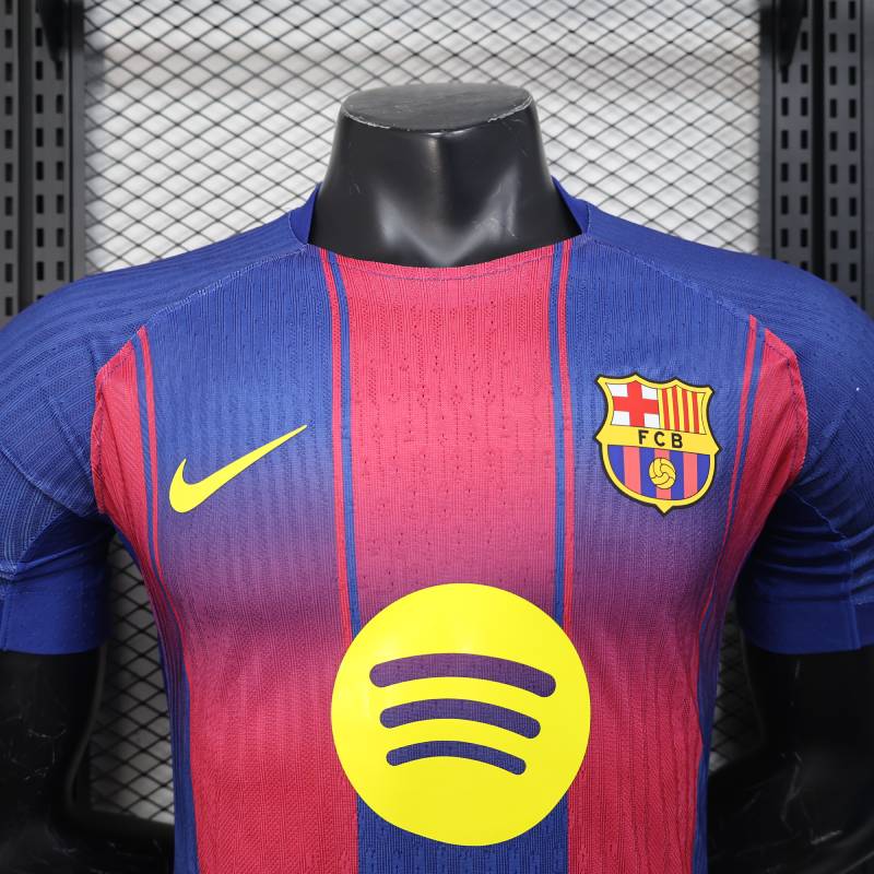 25/26 jugador de Barcelona Home S-4xl